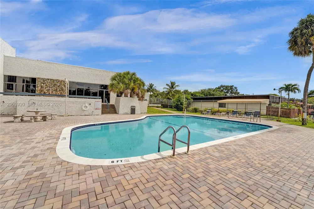 2601 40th Ave #A-9 Hollywood, FL 33021