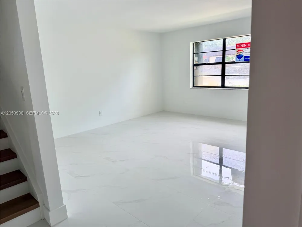 2601 40th Ave #A-9 Hollywood, FL 33021