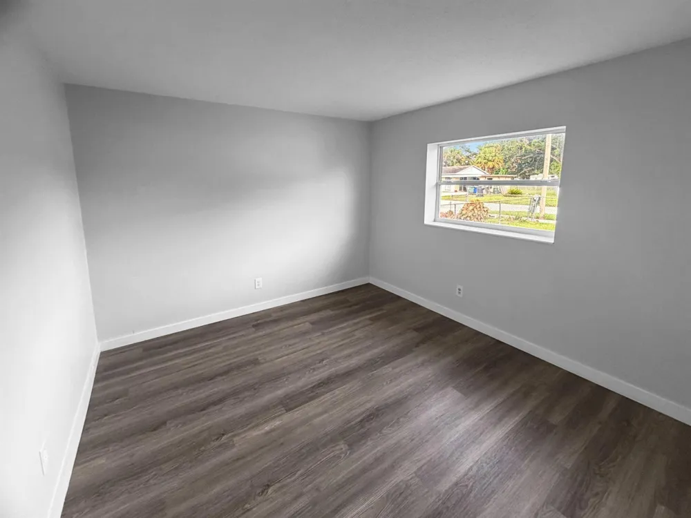 308 30th Fort Pierce, FL 34947