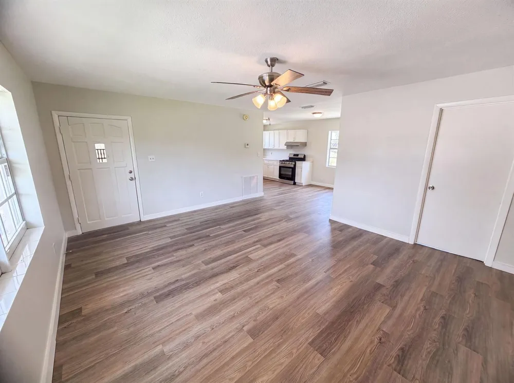 308 30th Fort Pierce, FL 34947