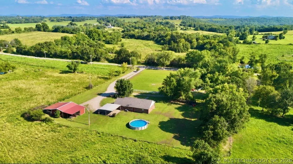 40228 E County Road 1219 Stigler, OK 74462