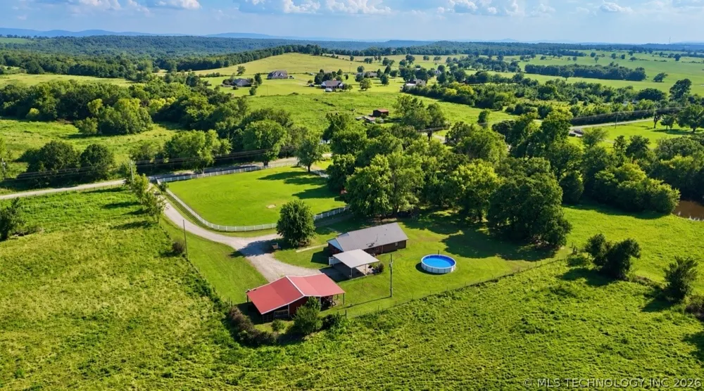 40228 E County Road 1219 Stigler, OK 74462