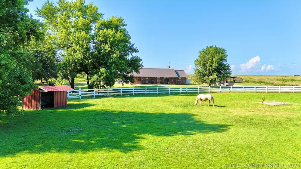 40228 E County Road 1219 Stigler, OK 74462