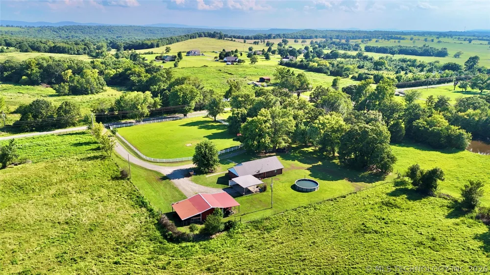 40228 E County Road 1219 Stigler, OK 74462