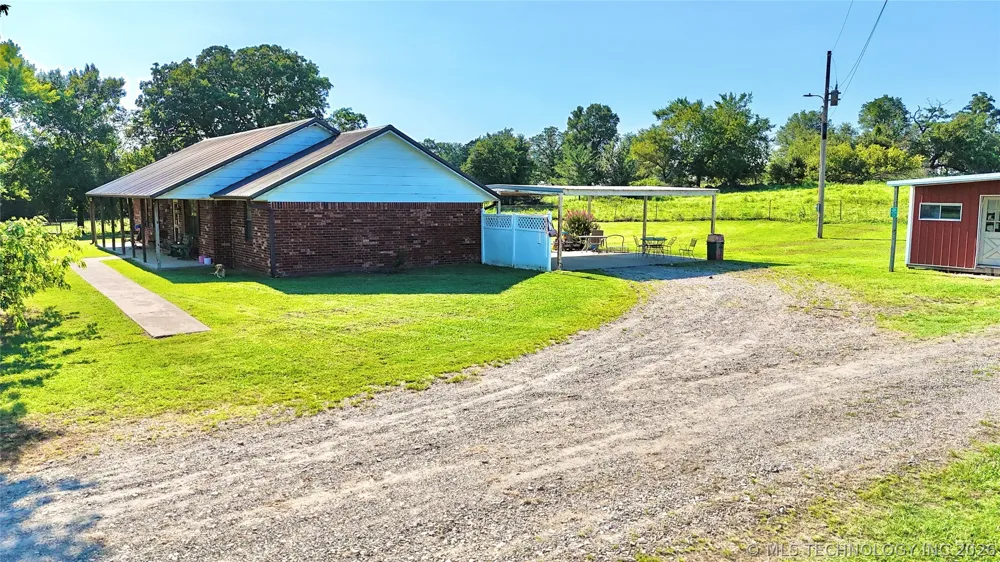 40228 E County Road 1219 Stigler, OK 74462