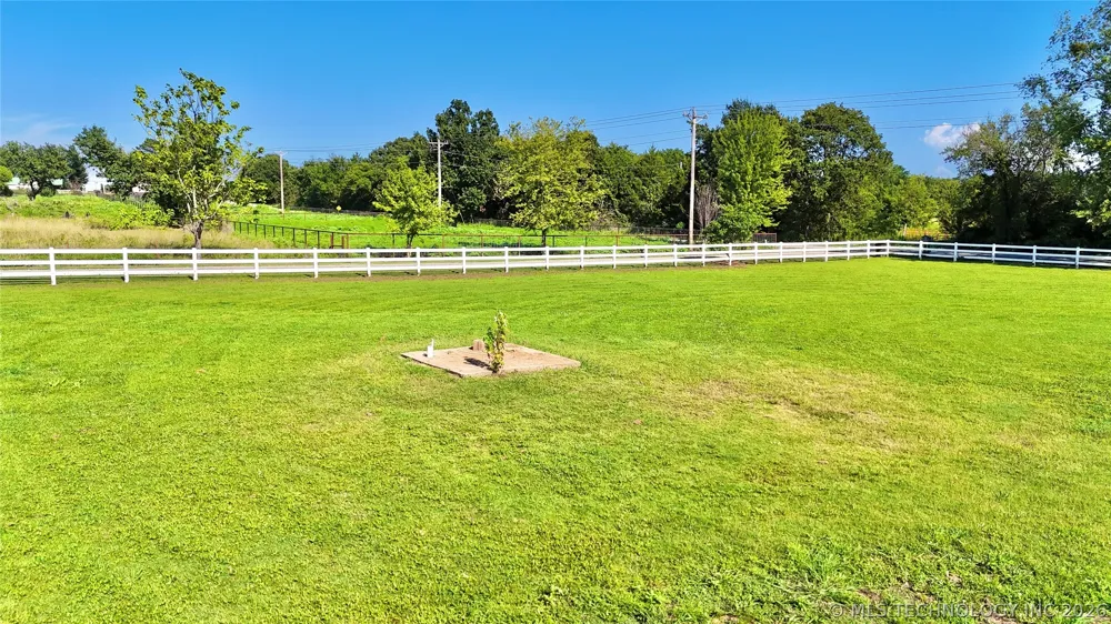 40228 E County Road 1219 Stigler, OK 74462
