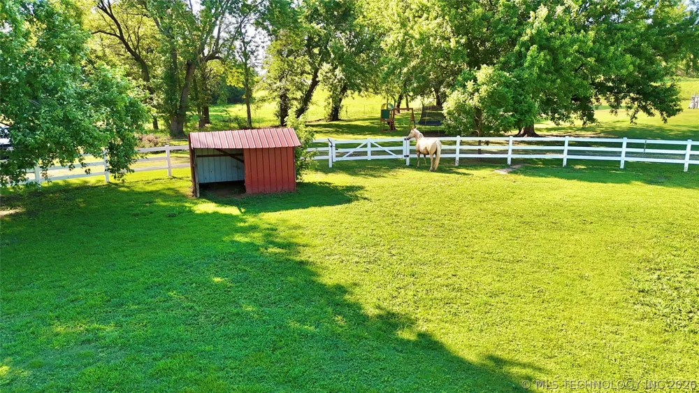 40228 E County Road 1219 Stigler, OK 74462
