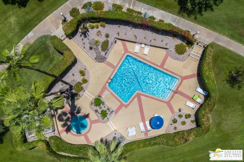 2425 Silver Oak Circle