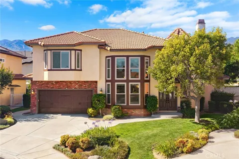 826 Country Oaks Lane