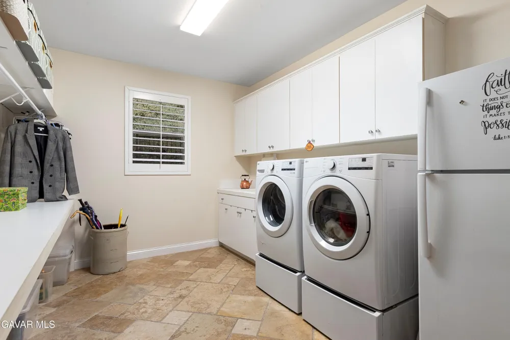 29161 Harmony Way Santa Clarita, CA 91390