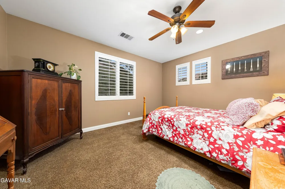 29161 Harmony Way Santa Clarita, CA 91390