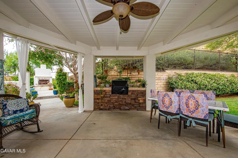 29161 Harmony Way Santa Clarita, CA 91390