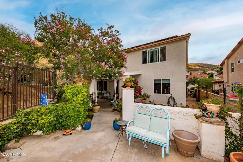29161 Harmony Way Santa Clarita, CA 91390