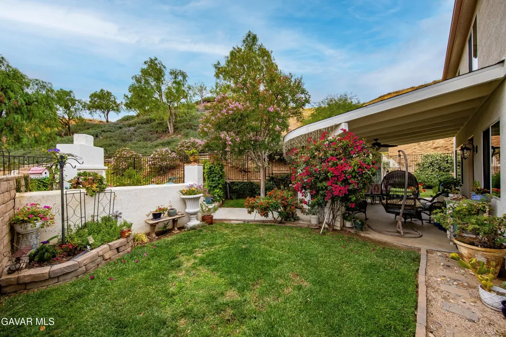 29161 Harmony Way Santa Clarita, CA 91390