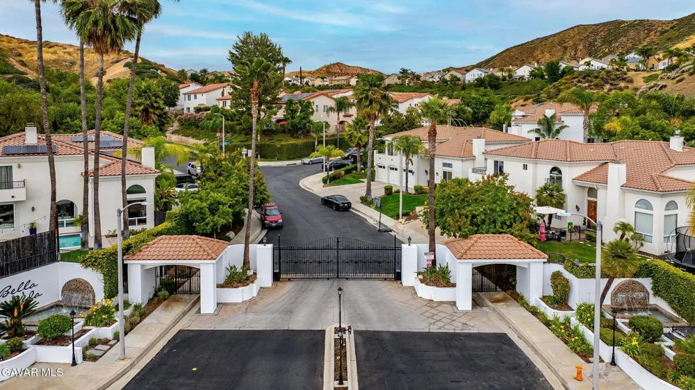 29161 Harmony Way Santa Clarita, CA 91390