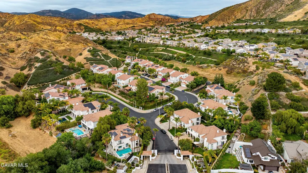 29161 Harmony Way Santa Clarita, CA 91390