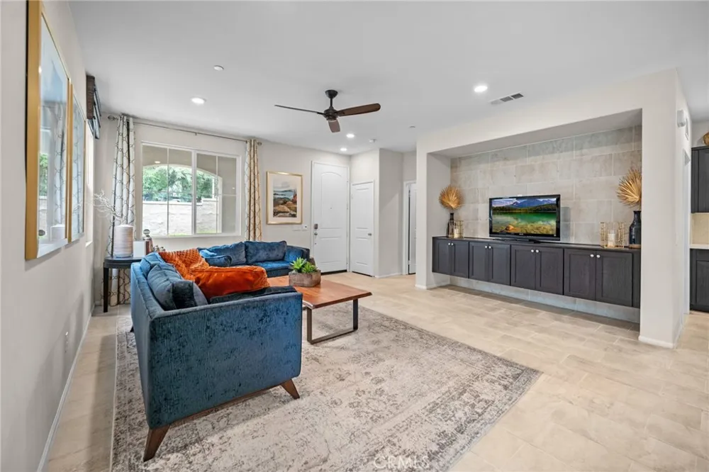 2022 Juniper Colton, CA 92324