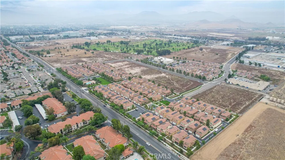 2022 Juniper Colton, CA 92324