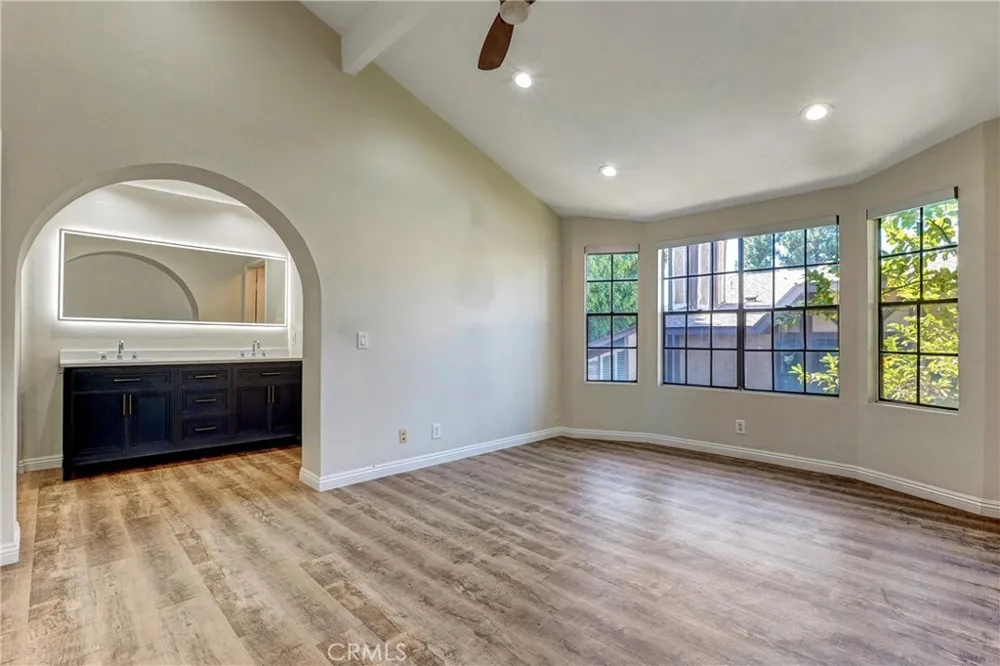 8241 Mason Avenue #C Winnetka, CA 91306