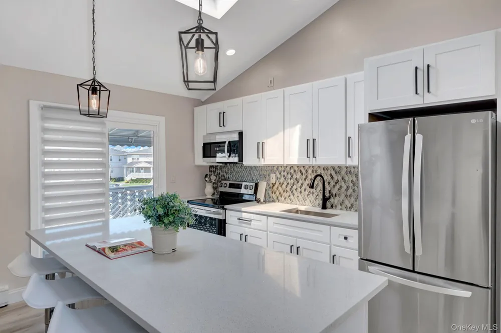 3612 Somerset Drive Seaford, NY 11783