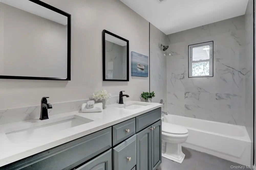 3612 Somerset Drive Seaford, NY 11783