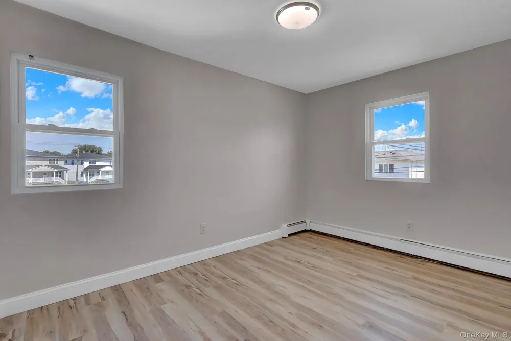 3612 Somerset Drive Seaford, NY 11783