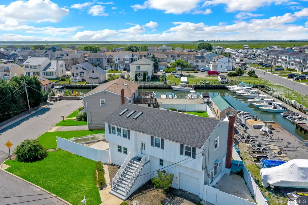 3612 Somerset Drive Seaford, NY 11783