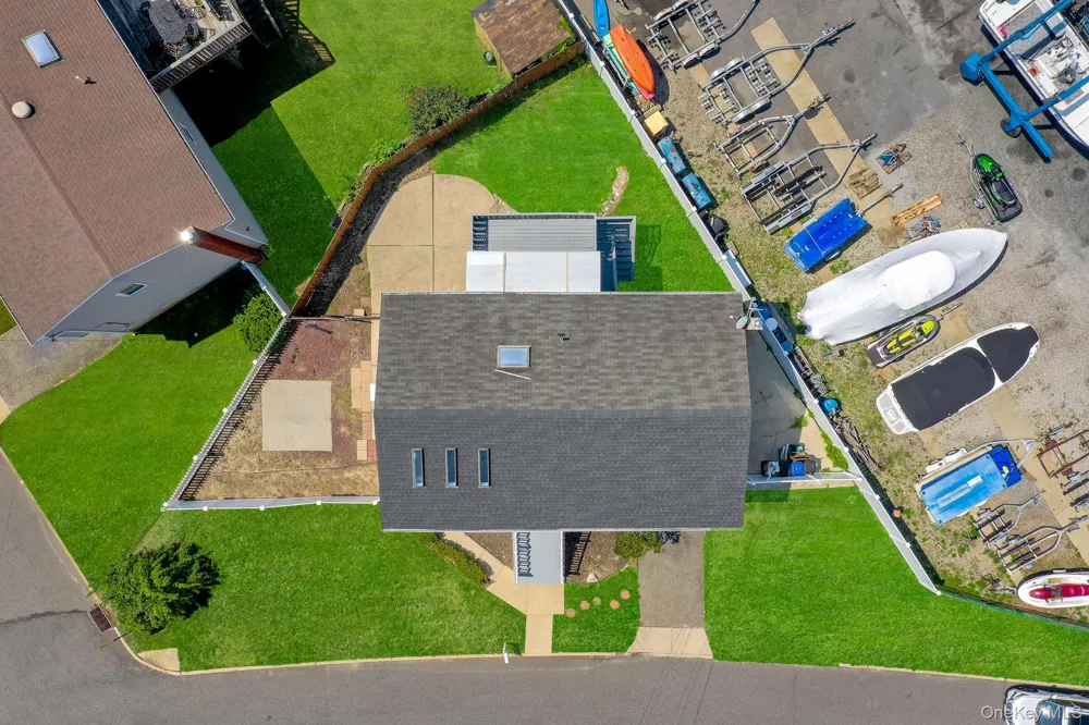 3612 Somerset Drive Seaford, NY 11783