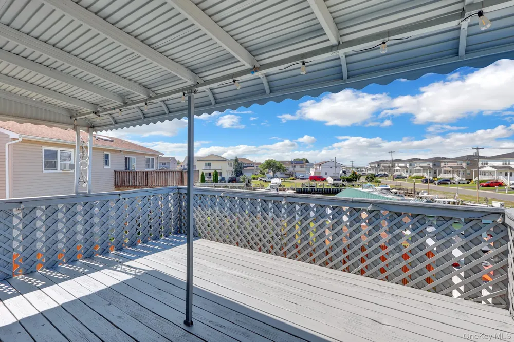 3612 Somerset Drive Seaford, NY 11783