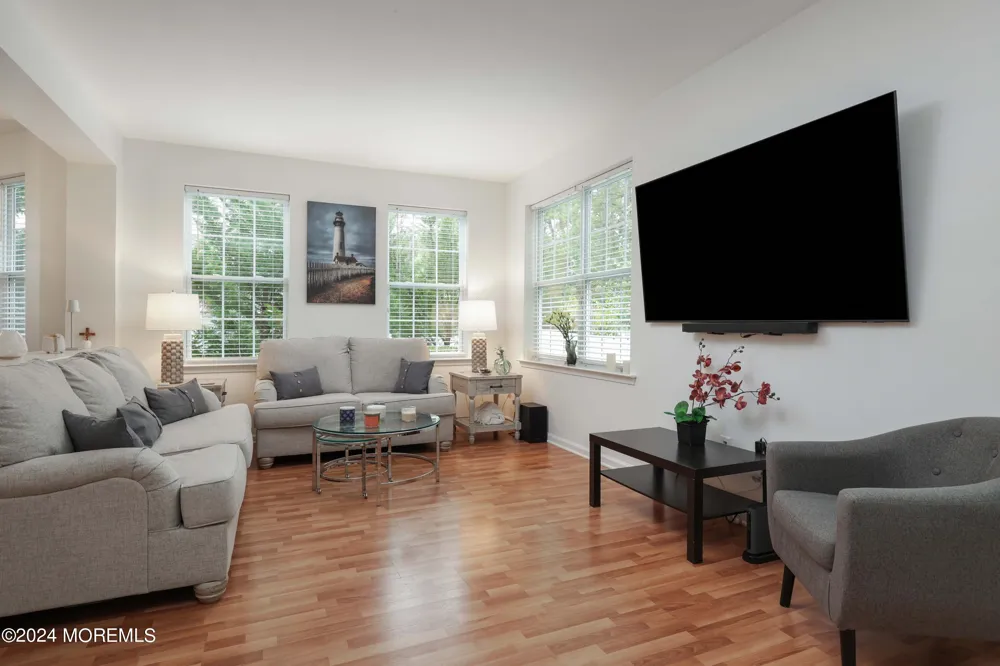 248 Hawthorne Lane Barnegat, NJ 08005