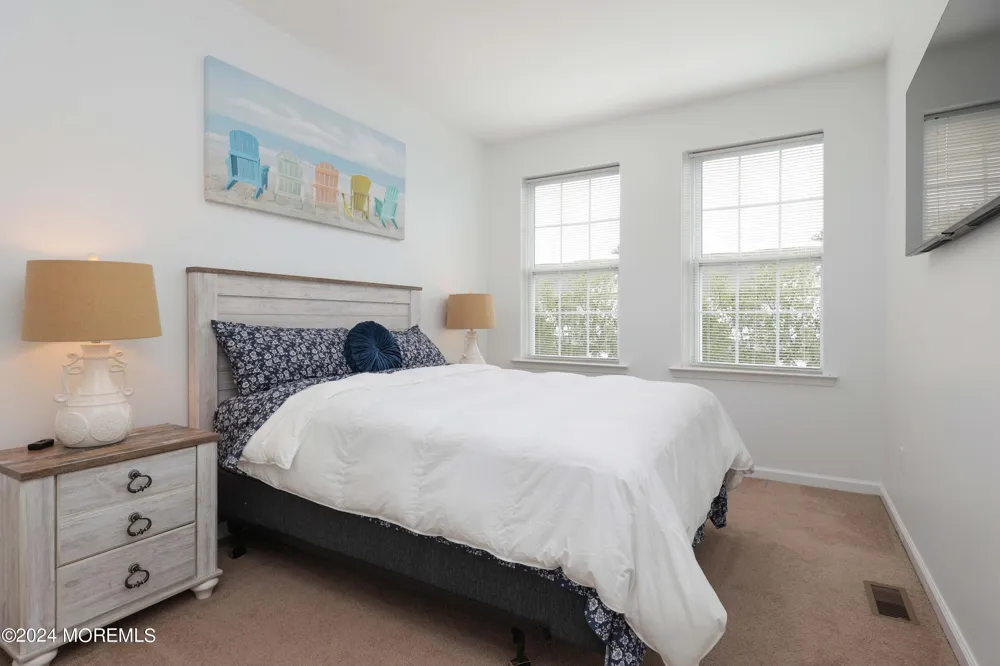 248 Hawthorne Lane Barnegat, NJ 08005
