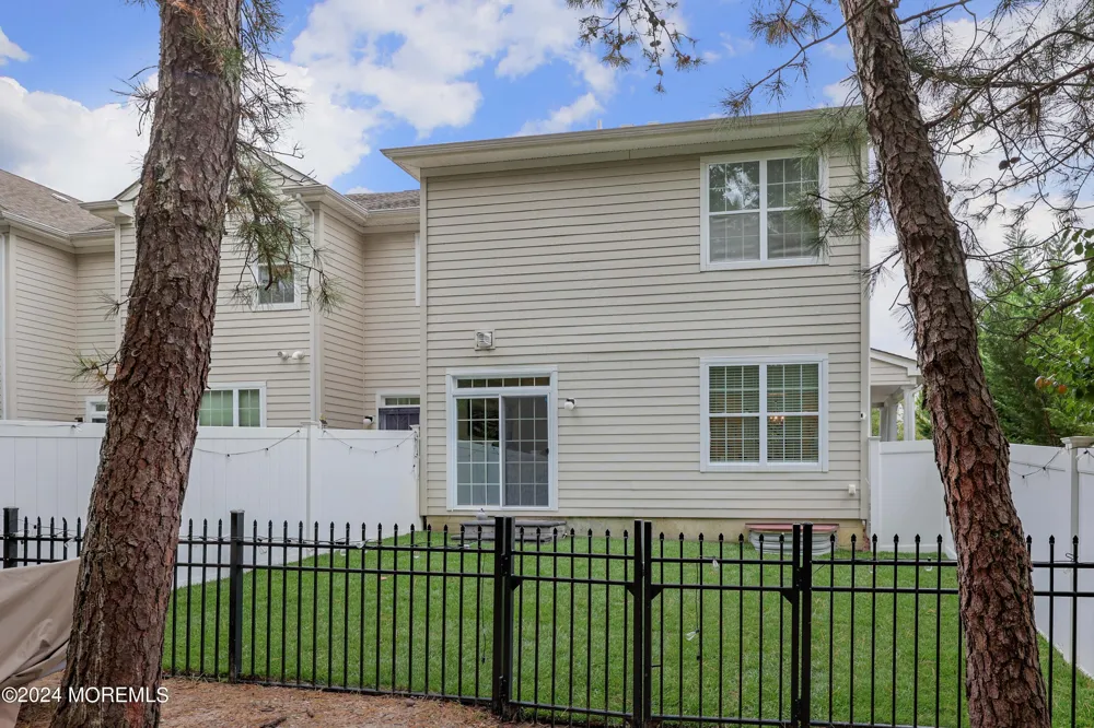 248 Hawthorne Lane Barnegat, NJ 08005