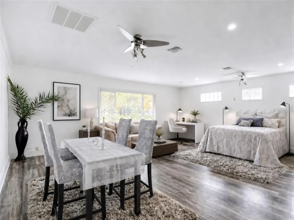 1231 NEWPORT AVENUE Lakeland, FL 33801