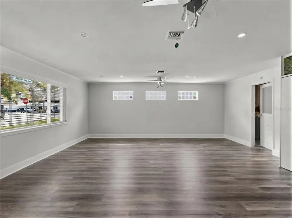 1231 NEWPORT AVENUE Lakeland, FL 33801