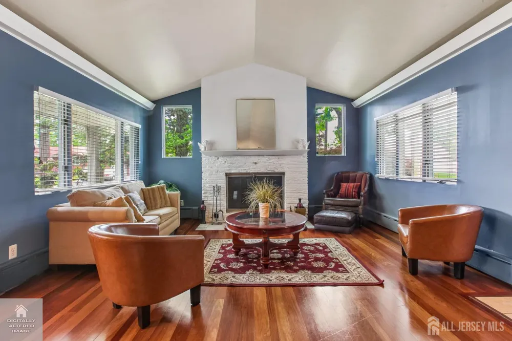 4 Taylor Drive New Brunswick, NJ 08901