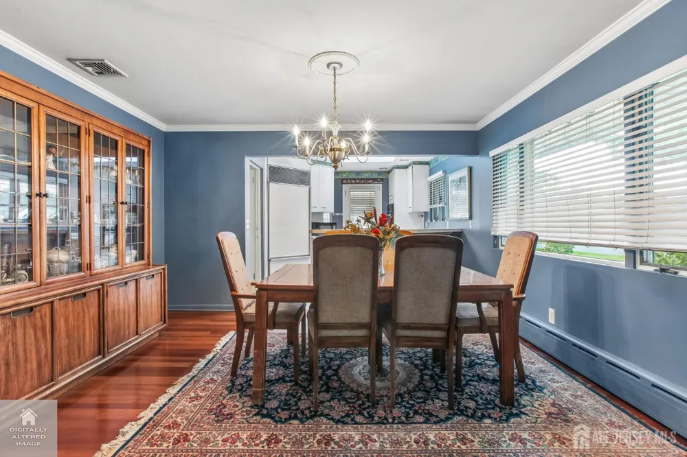 4 Taylor Drive New Brunswick, NJ 08901