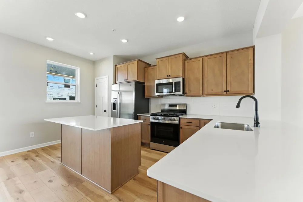 10368 Birchwood Circle Victoria, MN 55318