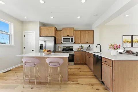 10368 Birchwood Circle