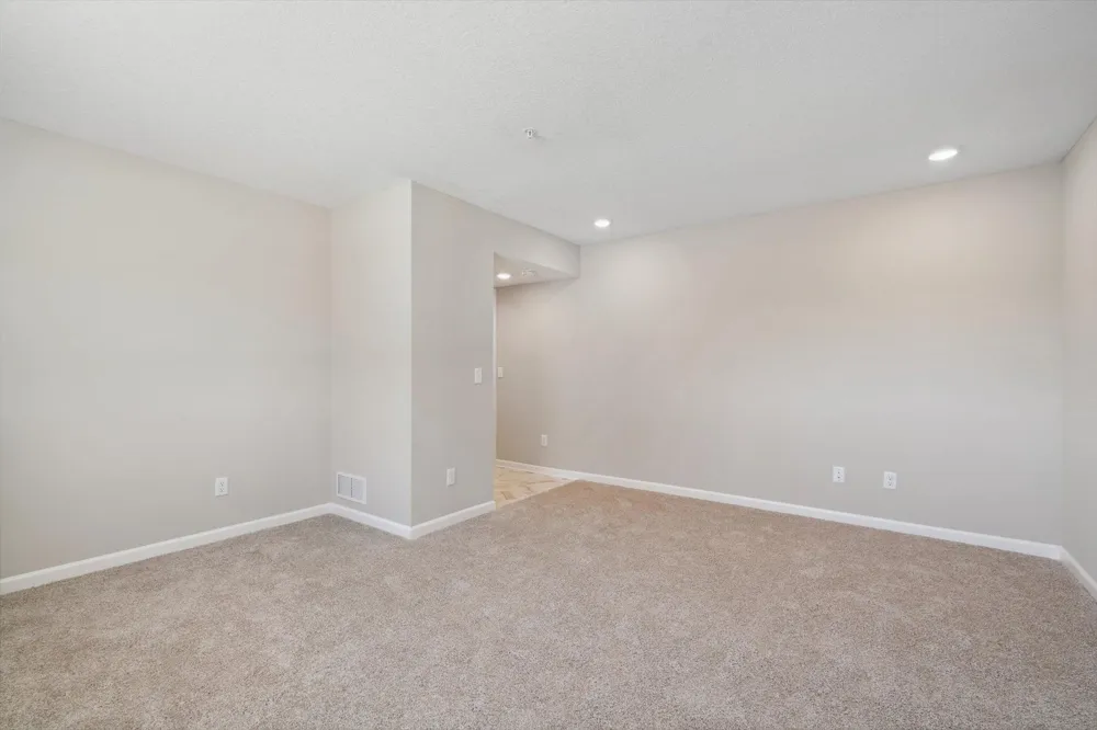 10364 Birchwood Circle Victoria, MN 55318