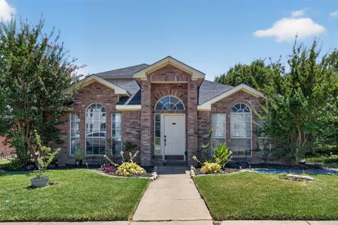 2272 Bresee Drive