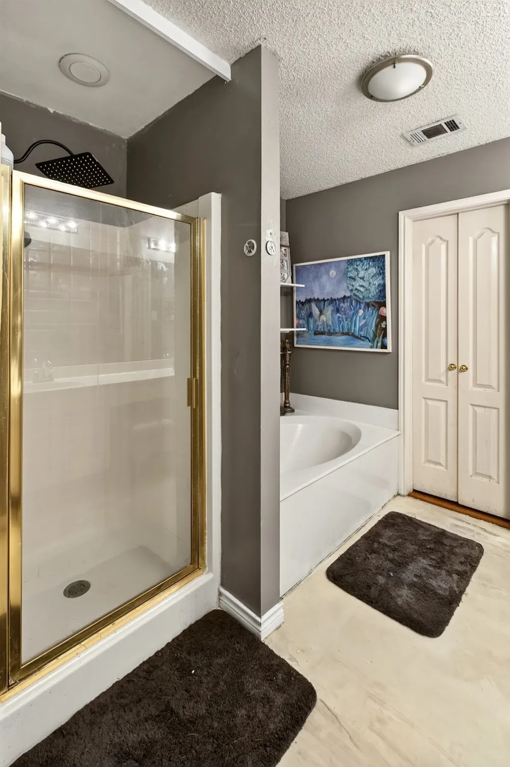 2272 Bresee Drive Carrollton, TX 75010