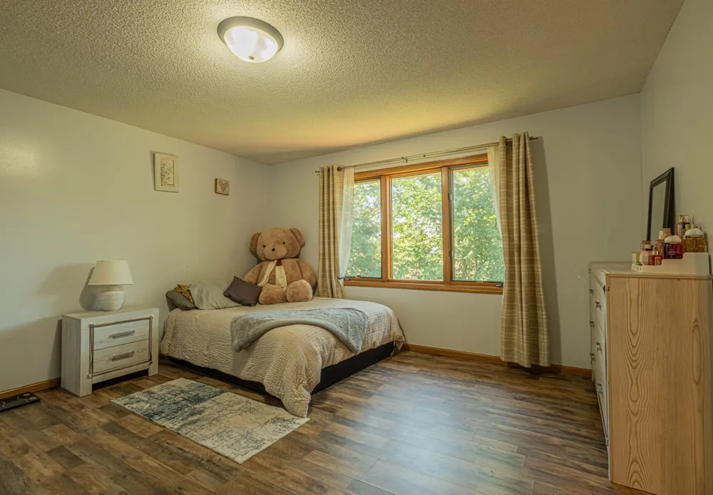 5440 Riverwood Lane Savage, MN 55378