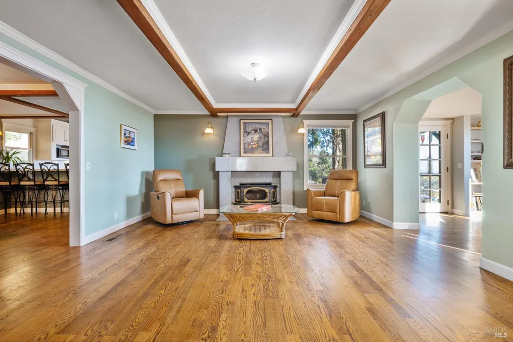 3250 Trinity Road Glen Ellen, CA 95442