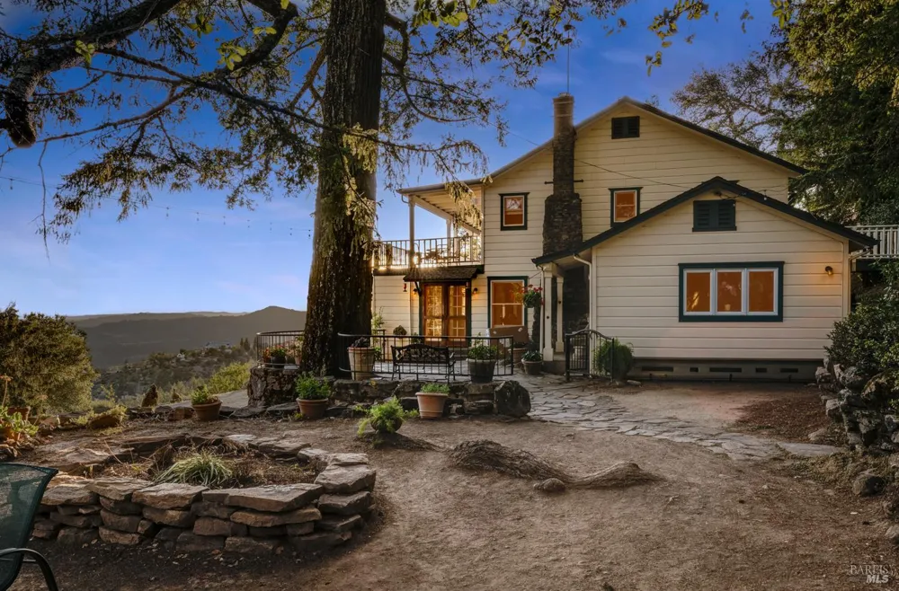3250 Trinity Road Glen Ellen, CA 95442