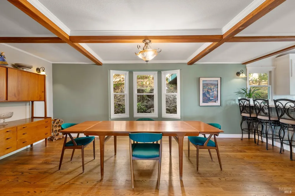 3250 Trinity Road Glen Ellen, CA 95442