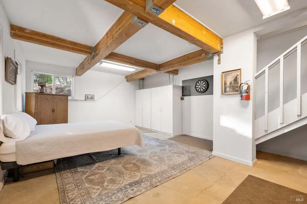3250 Trinity Road Glen Ellen, CA 95442