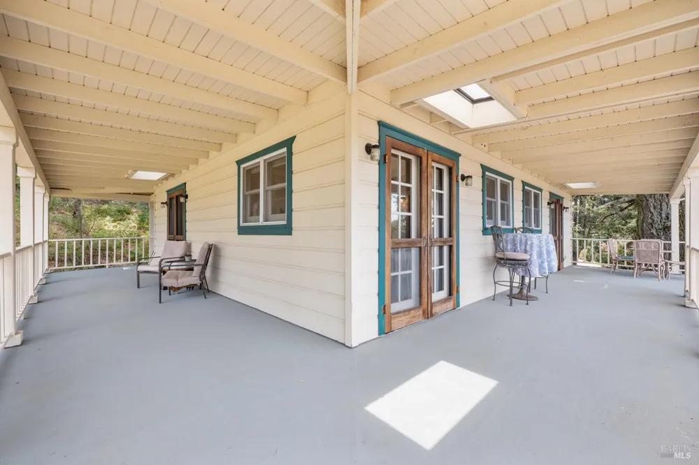 3250 Trinity Road Glen Ellen, CA 95442