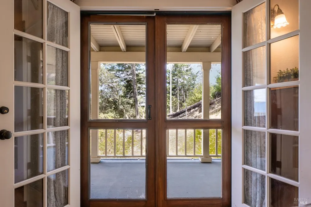 3250 Trinity Road Glen Ellen, CA 95442