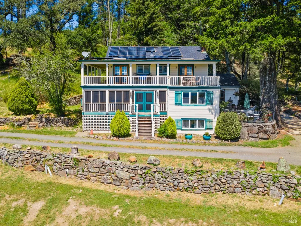 3250 Trinity Road Glen Ellen, CA 95442