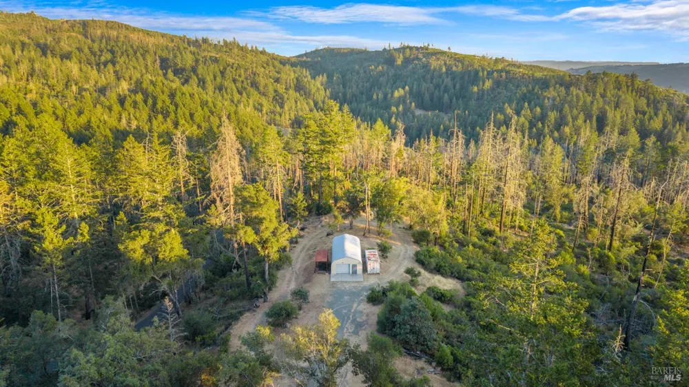 3250 Trinity Road Glen Ellen, CA 95442